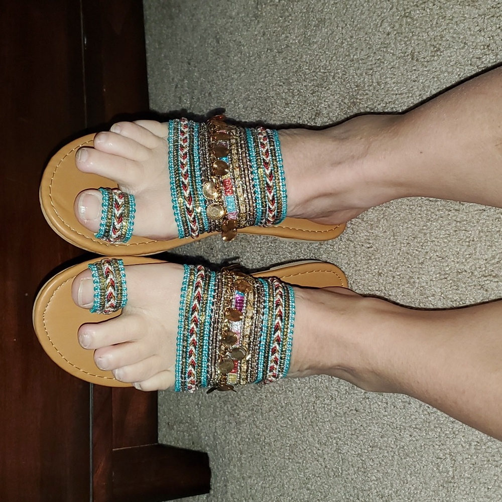 Morbarrz 38 metallic toe ring sandals elaborate weaving detail super comfy too
